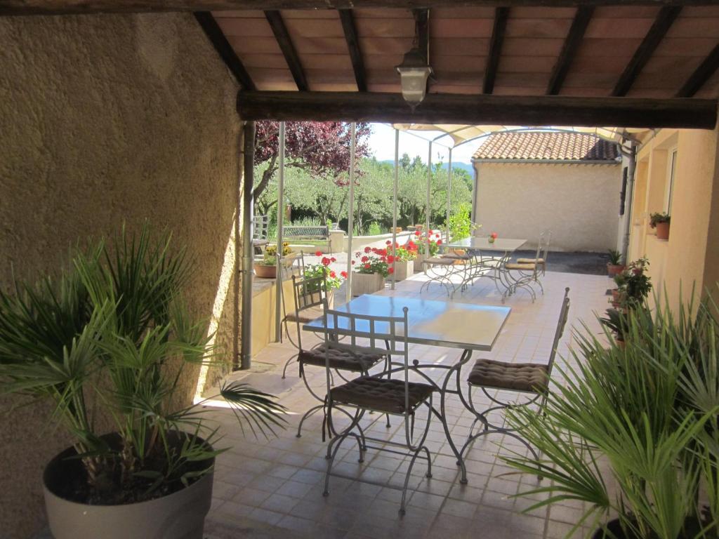 Les Verveines De Vaison Rum bild